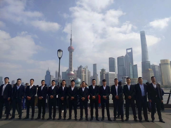 请乌鲁木齐私人保镖需求提早预定吗？